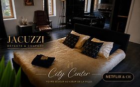 Jacuzzi Terrasse Centre Ville Narbonne Chambre 7